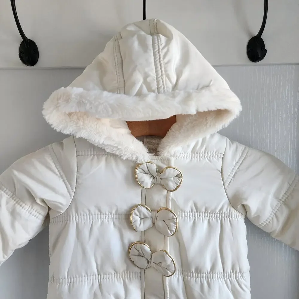 First Impressions Baby Girl Ivory White Puffer Bow Hooded Snowsuit 6-9 month NWT